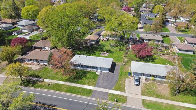 5841 Boone Avenue N, New Hope, MN 55428
