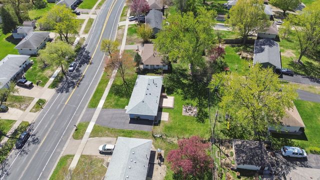 5841 Boone Avenue N, New Hope, MN 55428