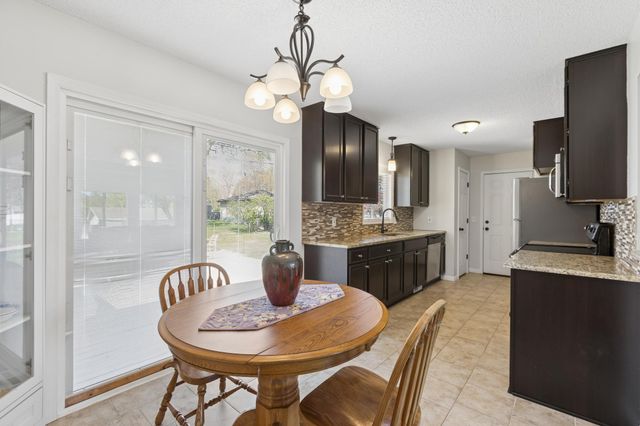 5841 Boone Avenue N, New Hope, MN 55428