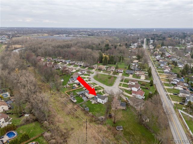 12 Old Farm Court, Cheektowaga, NY 14043