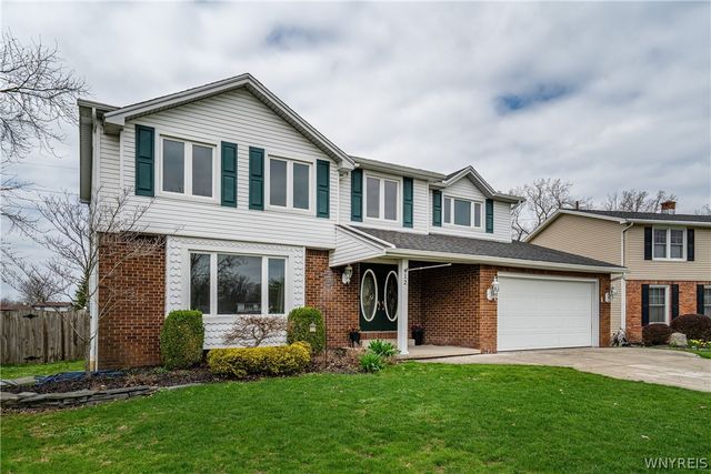 12 Old Farm Court, Cheektowaga, NY 14043