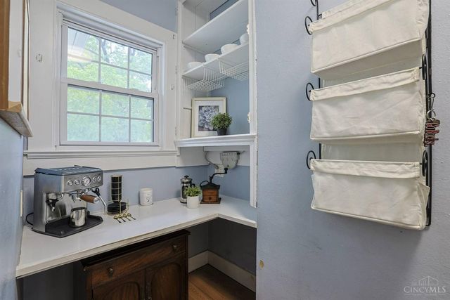 2873 Linwood Avenue, Cincinnati, OH 45208