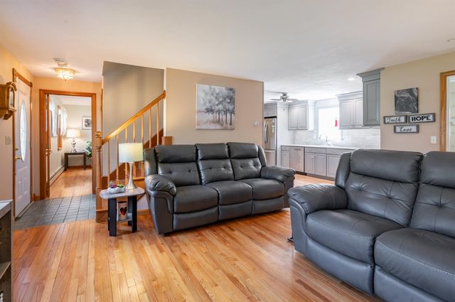 51 Walker Road, Danville, NH 03819