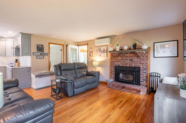 51 Walker Road, Danville, NH 03819