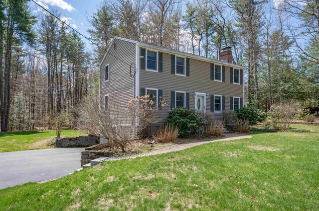 51 Walker Road, Danville, NH 03819