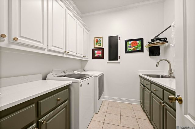 1204 E Lakeside Oaks Dr, Baton Rouge, LA 70810