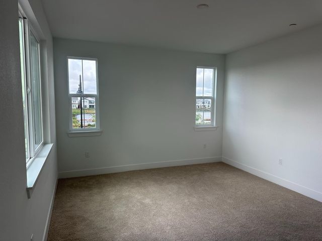 3190 Bosworth St, Lathrop, CA 95330