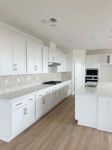 3190 Bosworth St, Lathrop, CA 95330