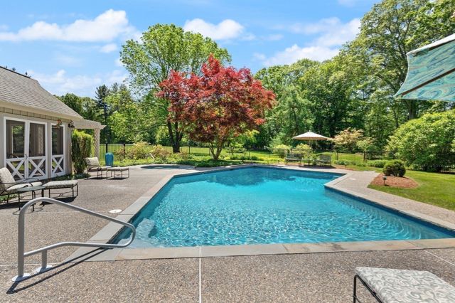 111 Hager St, Marlborough, MA 01752