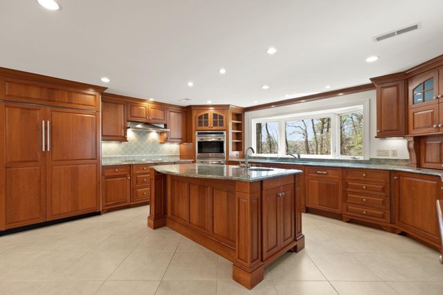 111 Hager St, Marlborough, MA 01752