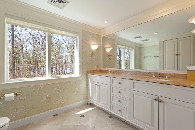 111 Hager St, Marlborough, MA 01752