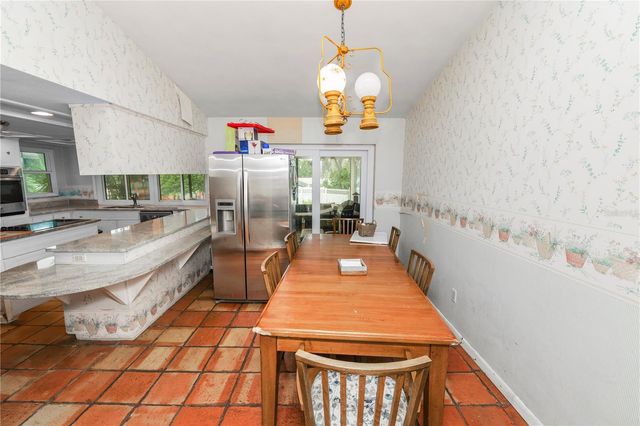 2010 MOSS COURT, Dunedin, FL 34698