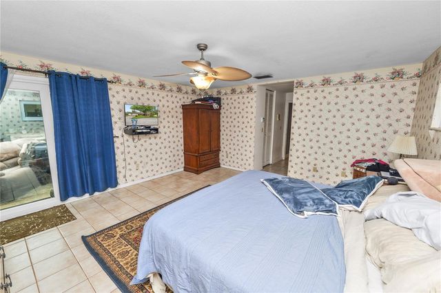 2010 MOSS COURT, Dunedin, FL 34698