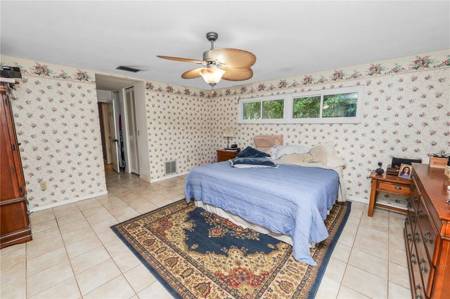 2010 MOSS COURT, Dunedin, FL 34698
