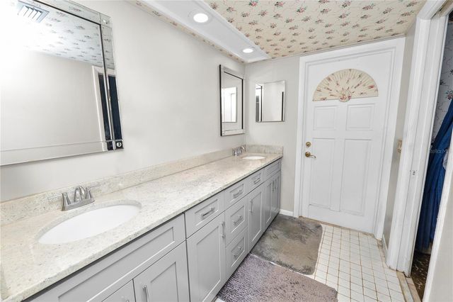 2010 MOSS COURT, Dunedin, FL 34698