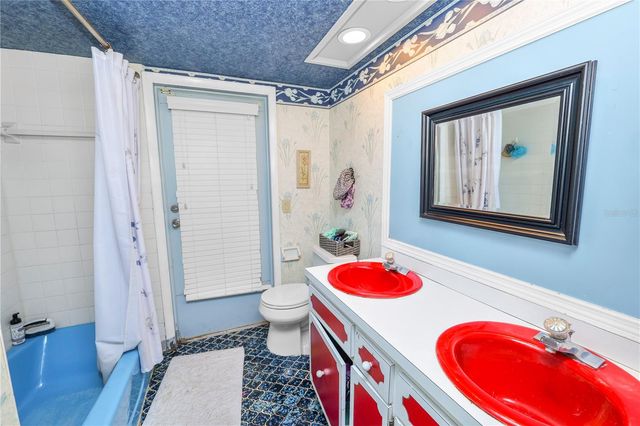 2010 MOSS COURT, Dunedin, FL 34698