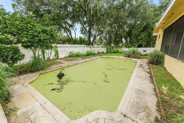 2010 MOSS COURT, Dunedin, FL 34698