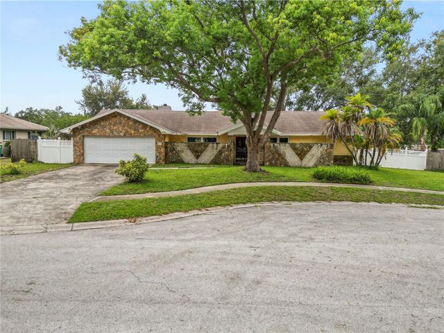 2010 MOSS COURT, Dunedin, FL 34698