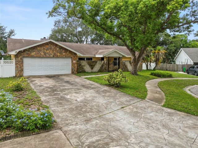2010 MOSS COURT, Dunedin, FL 34698