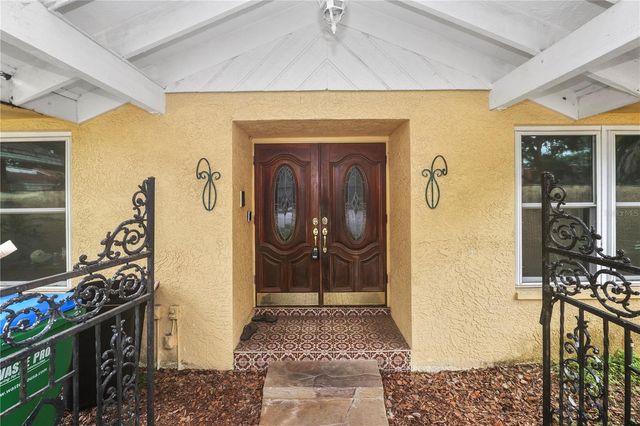 2010 MOSS COURT, Dunedin, FL 34698