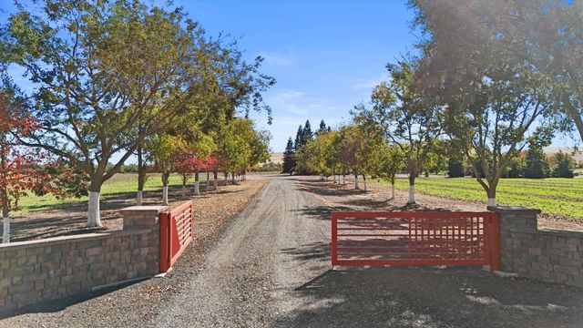 8454 Pass Rd, Sutter, CA 95982