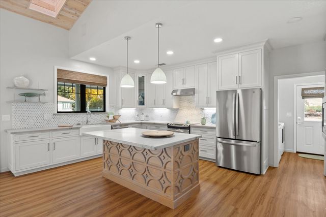 8454 Pass Rd, Sutter, CA 95982