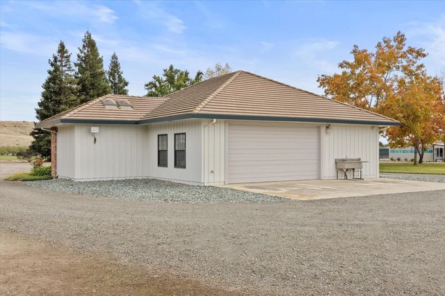 8454 Pass Rd, Sutter, CA 95982