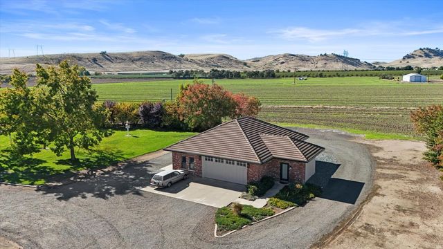 8454 Pass Rd, Sutter, CA 95982