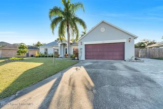 1260 Monument Avenue SE, Palm Bay, FL 32909