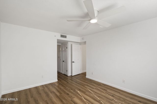 4554 E PARADISE VILLAGE Parkway N 203, Phoenix, AZ 85032