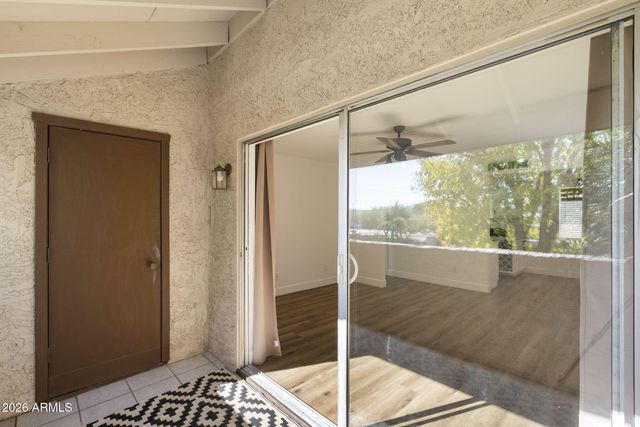 4554 E PARADISE VILLAGE Parkway N 203, Phoenix, AZ 85032