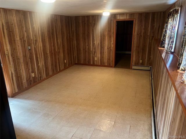 26 Coach Lane, Newburgh, NY 12550