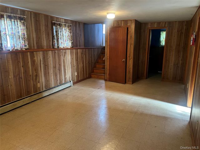 26 Coach Lane, Newburgh, NY 12550