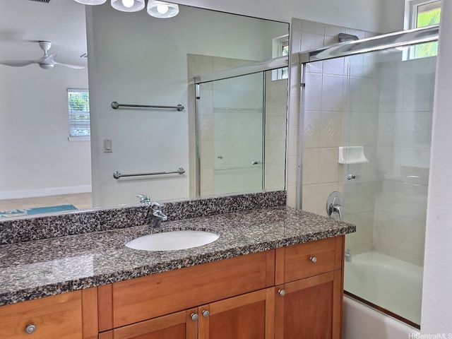 580 Lunalilo Home Road CO B302, Honolulu, HI 96825