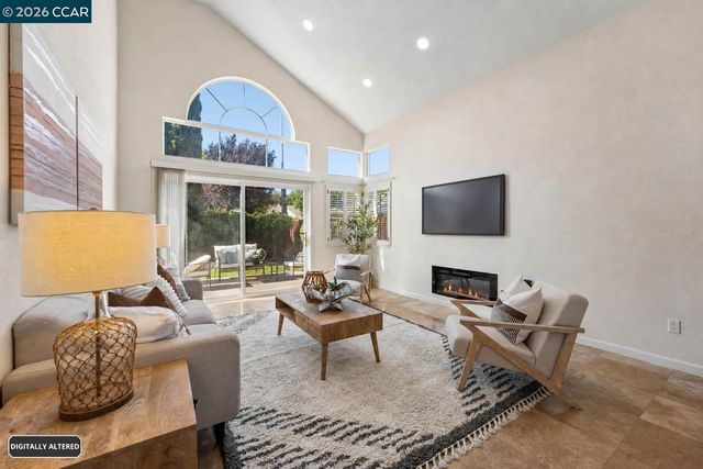 300 Fiddle Creek Pl, San Ramon, CA 94582