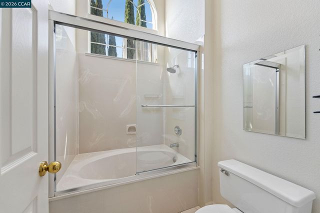 300 Fiddle Creek Pl, San Ramon, CA 94582