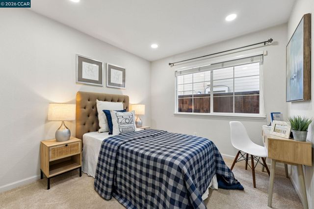 300 Fiddle Creek Pl, San Ramon, CA 94582