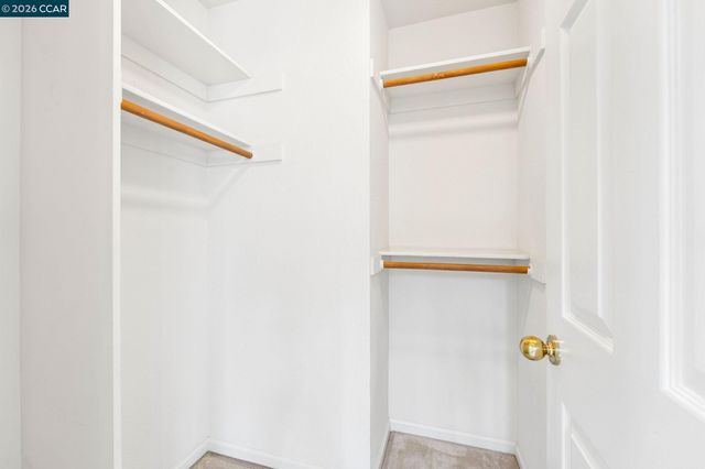 300 Fiddle Creek Pl, San Ramon, CA 94582