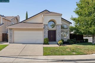 300 Fiddle Creek Pl, San Ramon, CA 94582