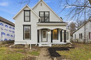 800 S Macedonia Avenue, Muncie, IN 47302