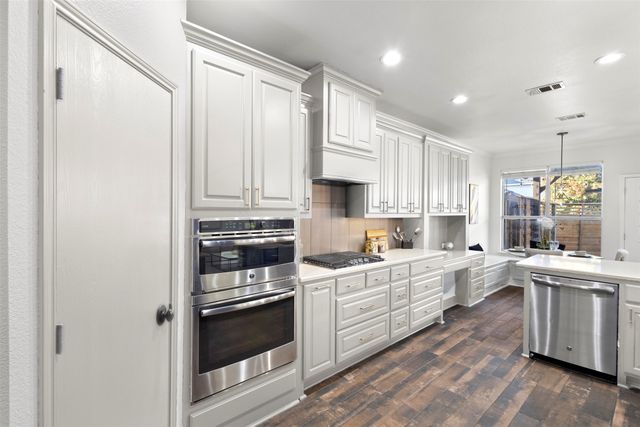 12026 Yoakum Drive, Frisco, TX 75035