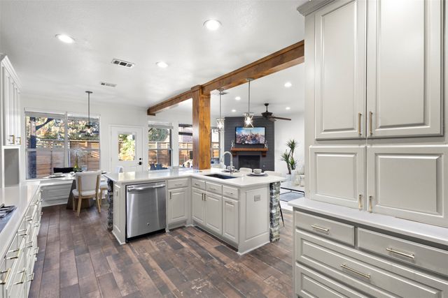 12026 Yoakum Drive, Frisco, TX 75035