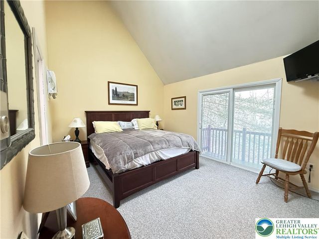 5933 Decker Road, Lehman Twp, PA 18324