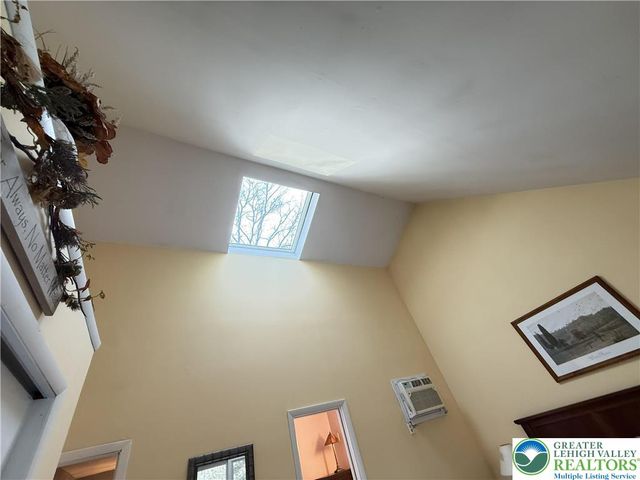 5933 Decker Road, Lehman Twp, PA 18324