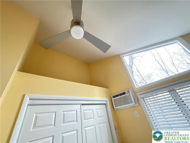 5933 Decker Road, Lehman Twp, PA 18324