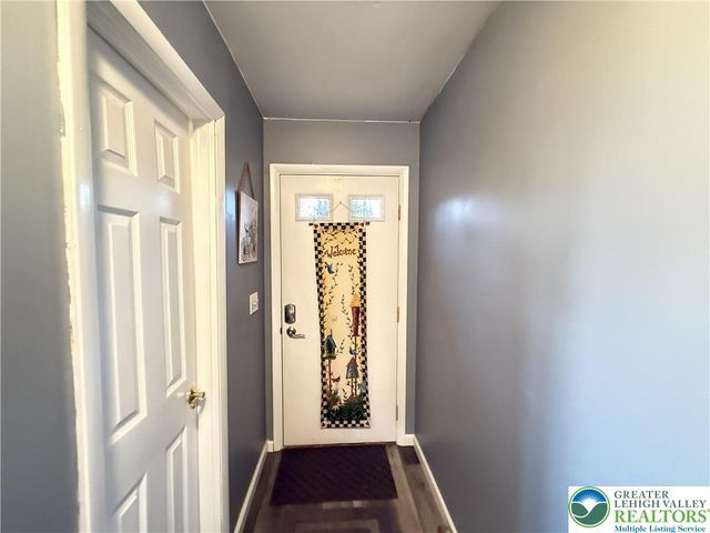 5933 Decker Road, Lehman Twp, PA 18324