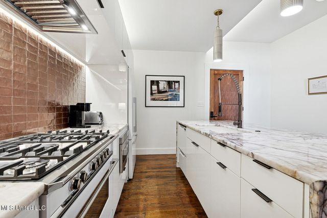 301 S Toulme Street, 103, Bay Saint Louis, MS 39520