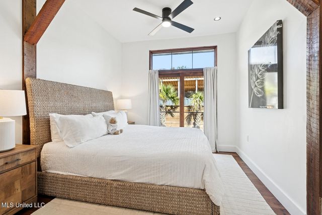 301 S Toulme Street, 103, Bay Saint Louis, MS 39520