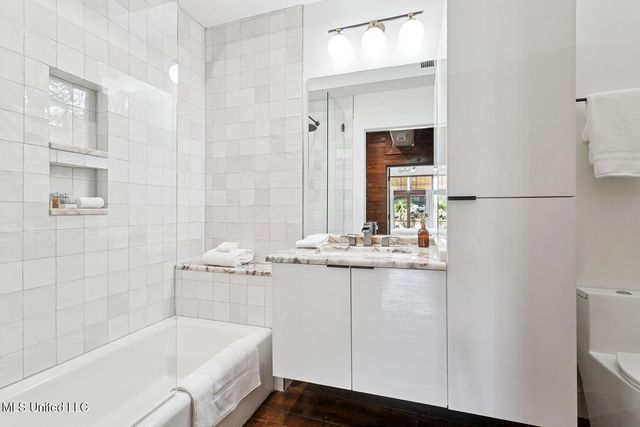 301 S Toulme Street, 103, Bay Saint Louis, MS 39520