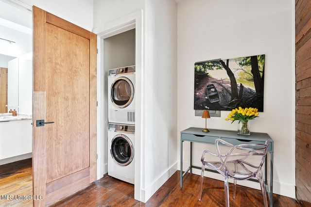 301 S Toulme Street, 103, Bay Saint Louis, MS 39520